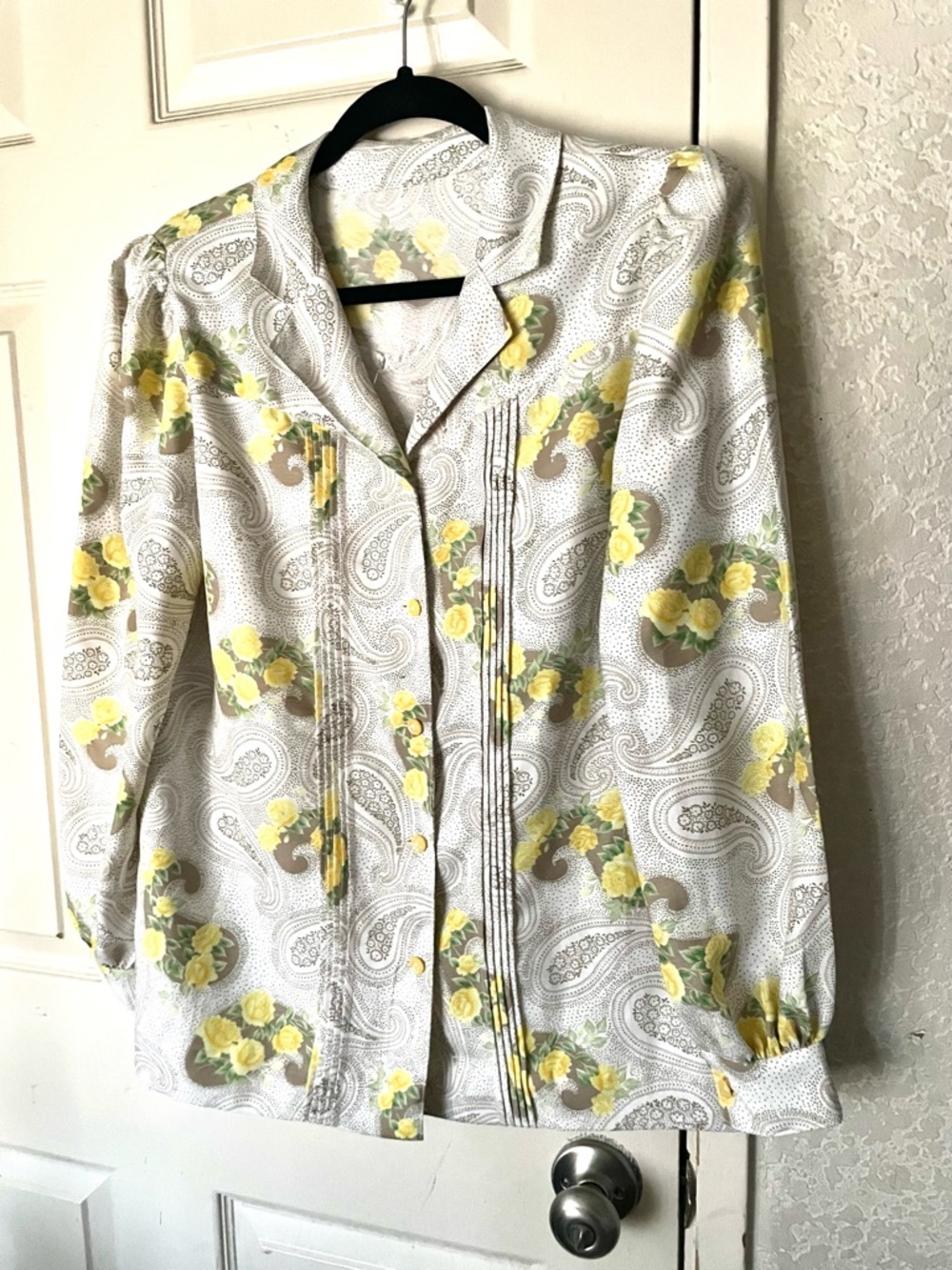 Vintage multicolored Yellow Rose Paisley Blouse no SZ tag-FITS SZ L BEST